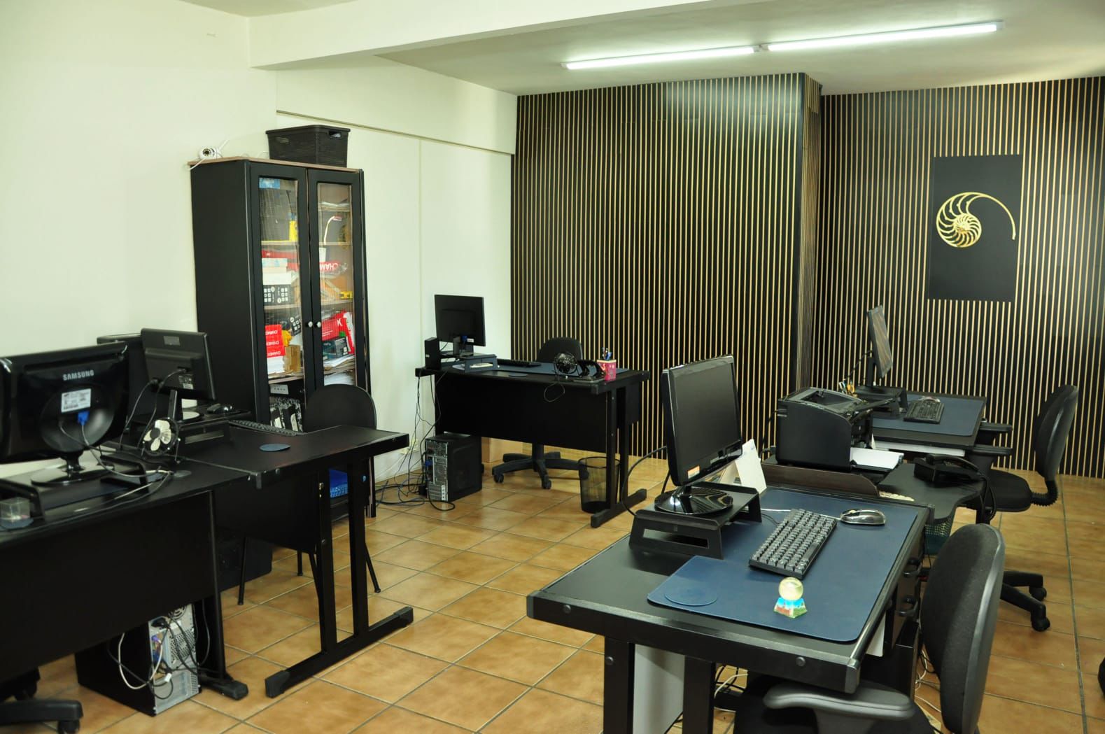 Área de trabalho técnico da Fibonacci Contabilidade em Barbacena